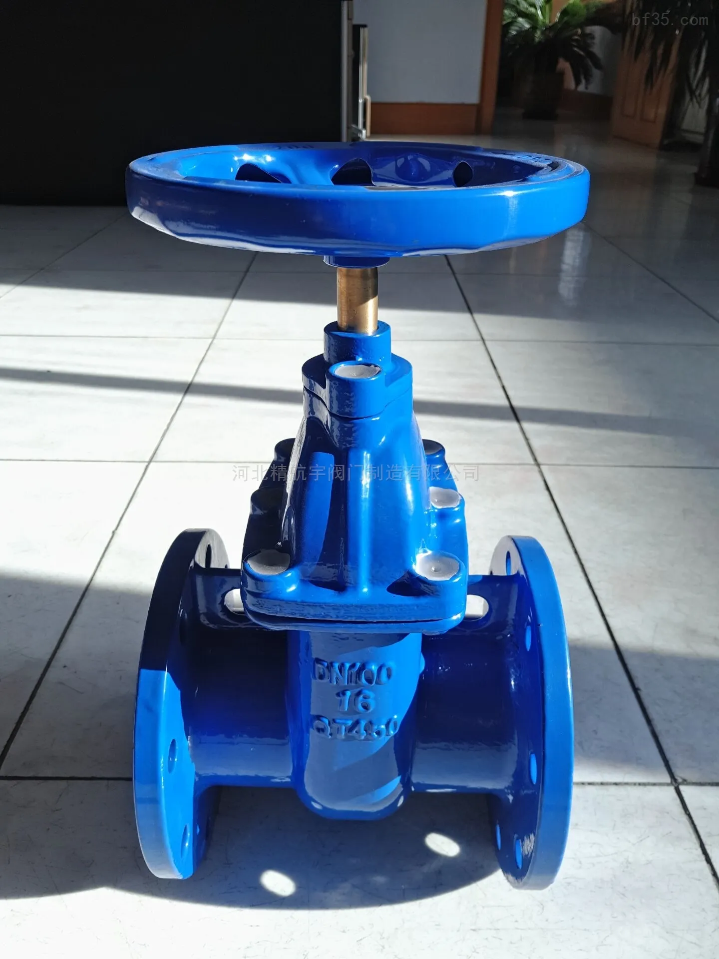precision tool and gage
